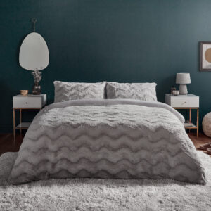 Silentnight Faux Fur Duvet Set - Silver